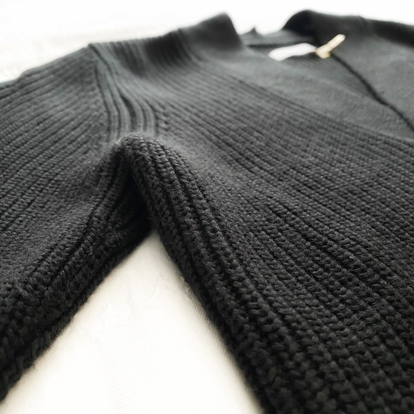 CALVIN KLEIN BLACK V-NECK FRONT CABLE KNITTED LONG SLEEVE MIDI DRESS - M - Picture 6 of 9